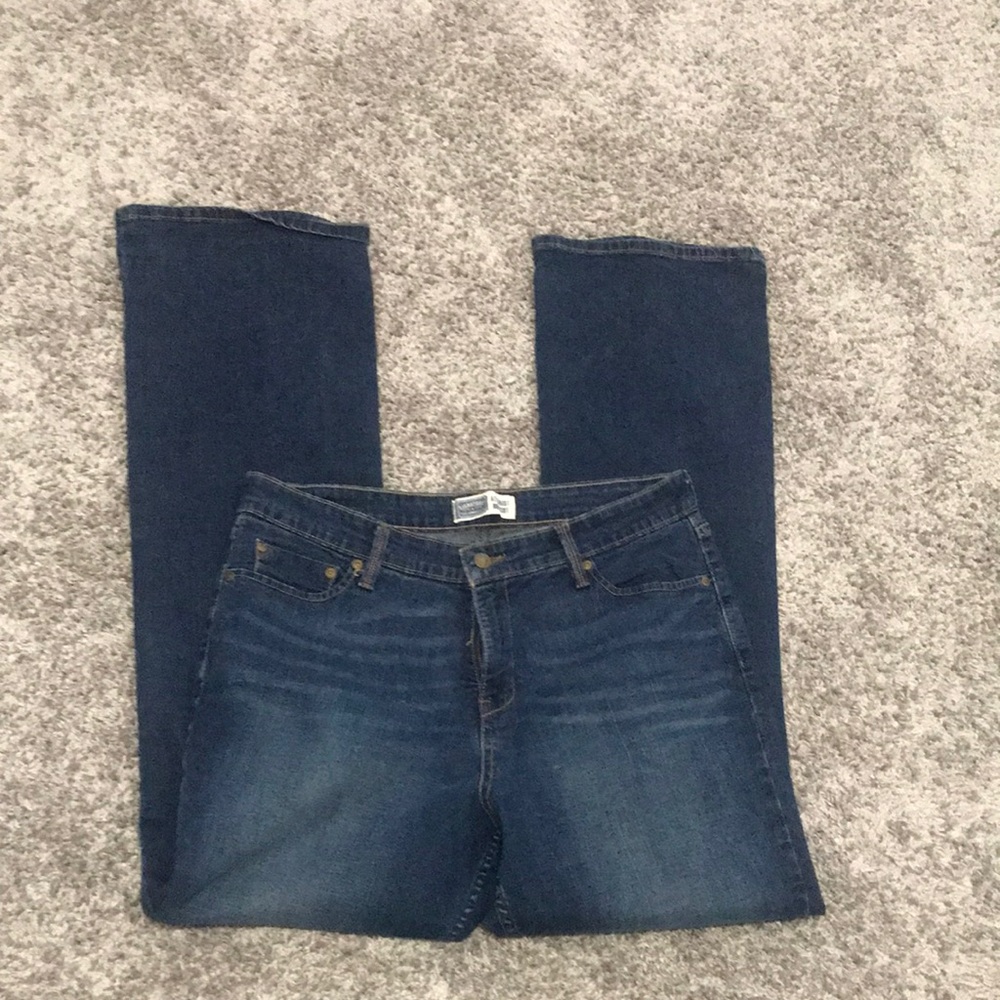 SiGNATURE Levi Strauss & Co at waist bootcut jeans size 14